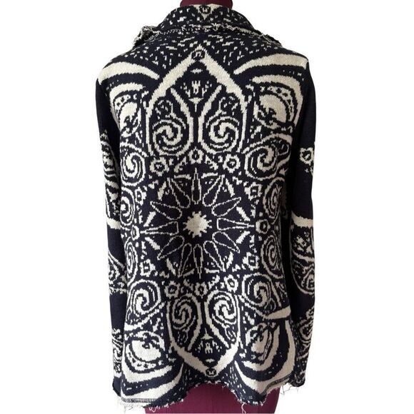 FREE PEOPLE Mandella Intarsia CARDIGAN Knit Jacket size S Boho Black White - Picture 4 of 10